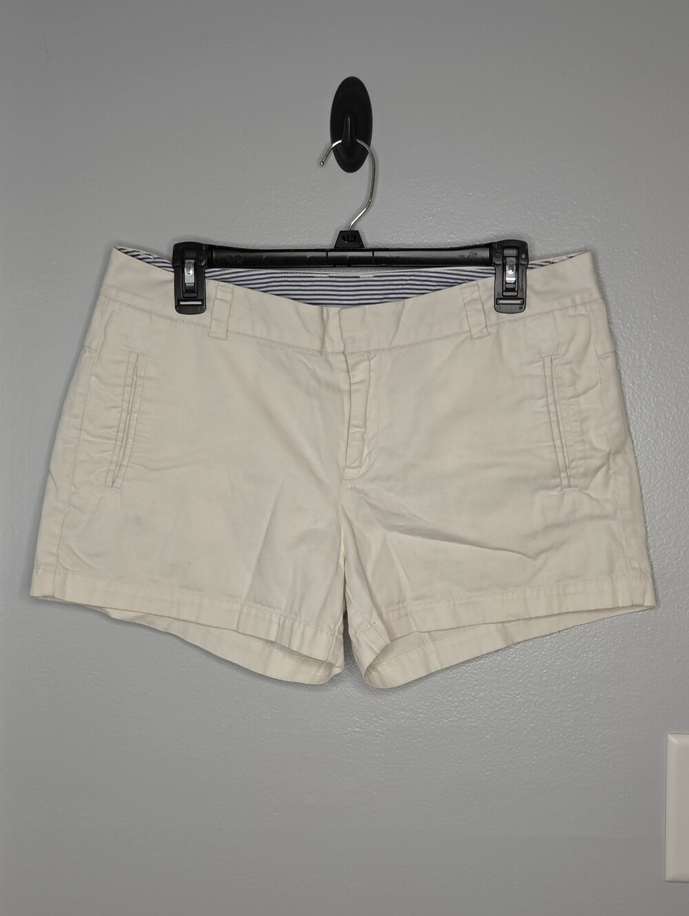jcpenney White Women's Bermuda Shorts